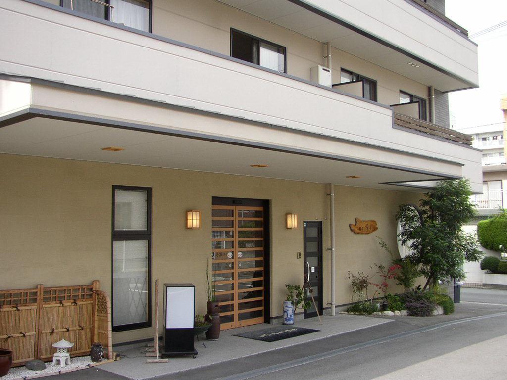 Ryokan Kinsui Куруме Екстериор снимка