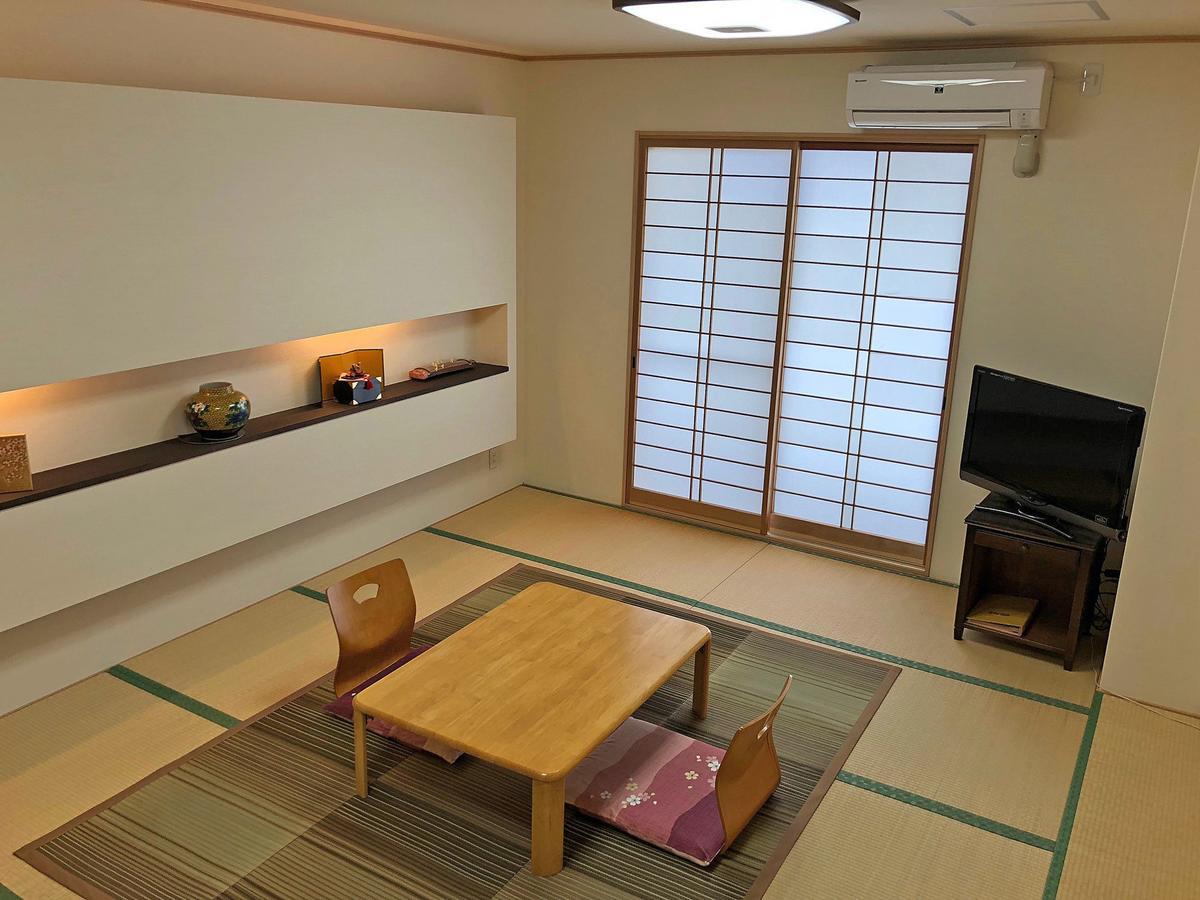 Ryokan Kinsui Куруме Екстериор снимка